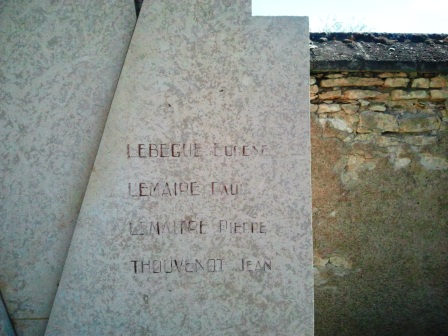 Paul Lemaire 1944 Monument aux Morts Donzy